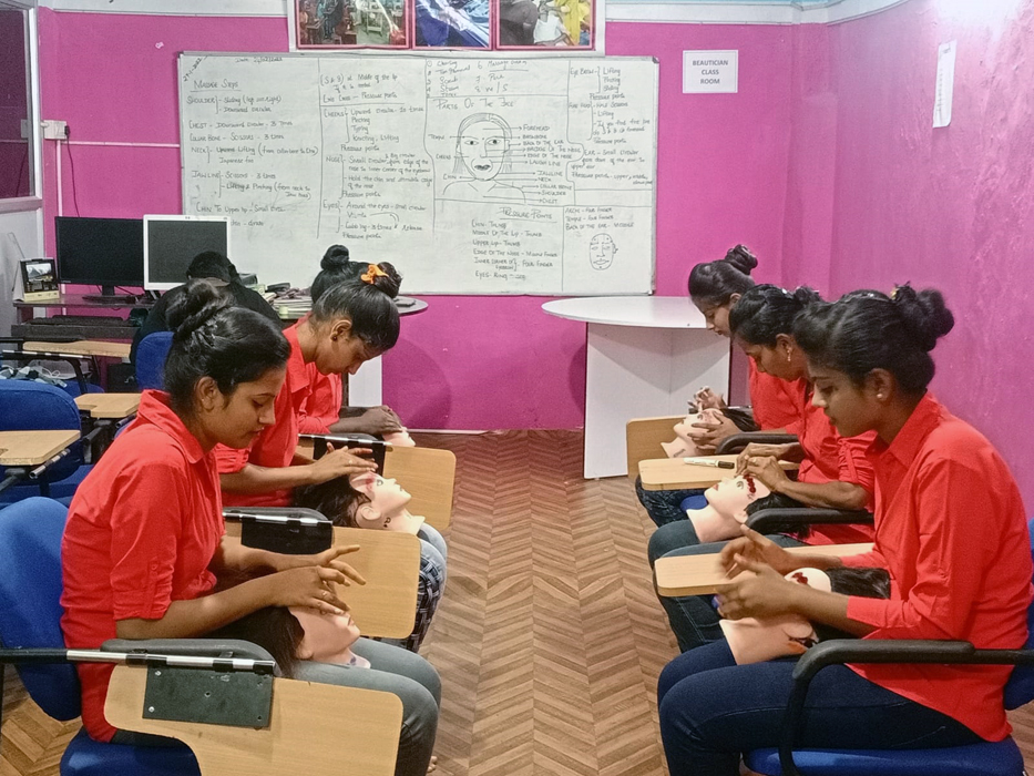 Skill Training - Women Carrier Beautician Training